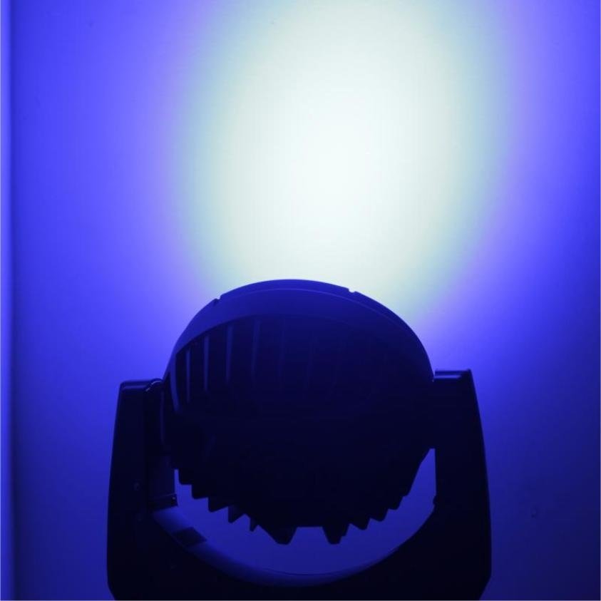 Вращающаяся голова Ross HIT Zoom LED RGBW 36X10W