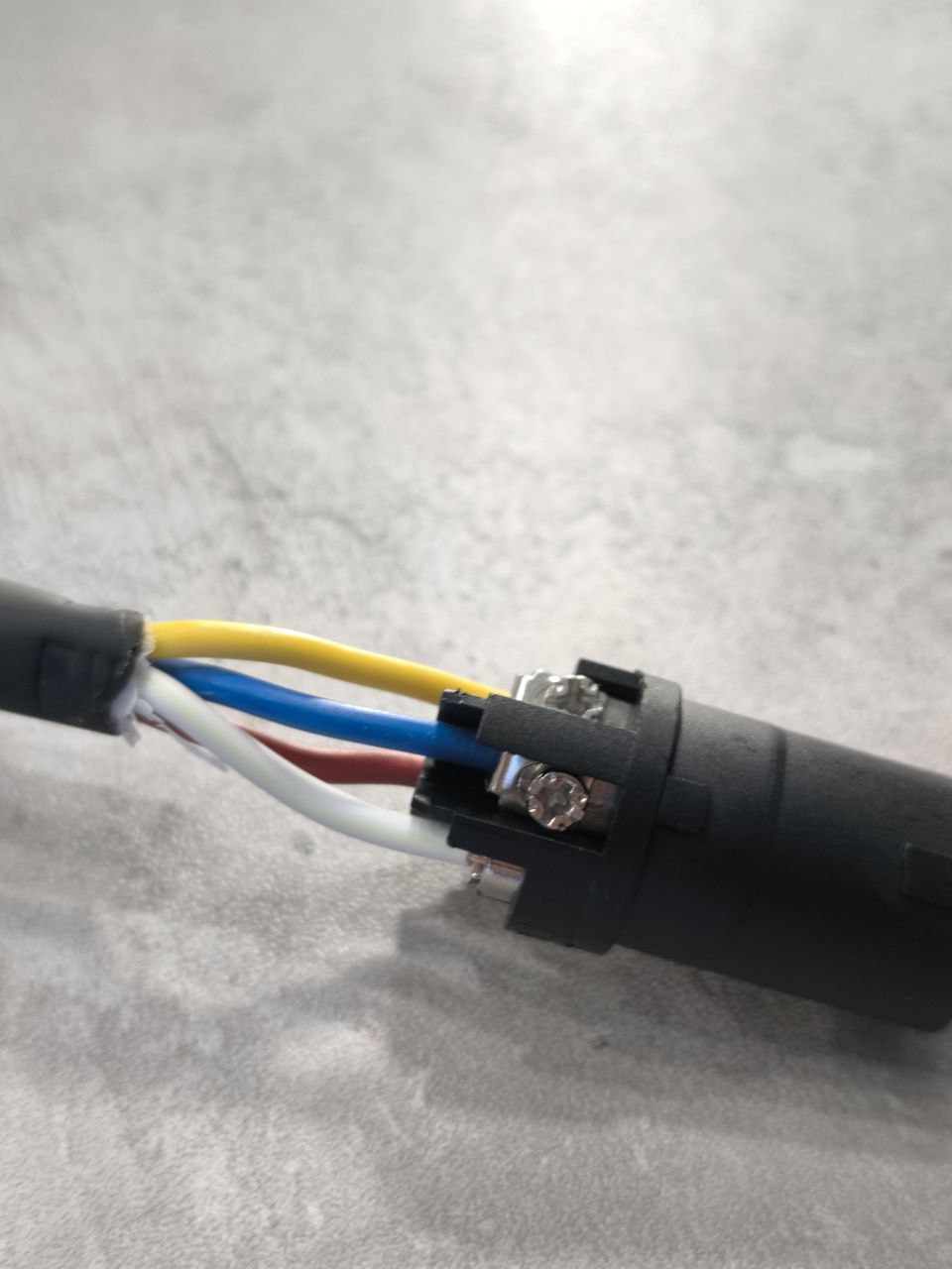 Кабель акустический Speakon сечение 4x1.5 длина 15м