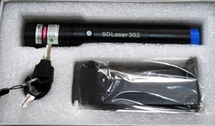 Мощная зеленая лазерная указка Laser Pointer 800 мВт