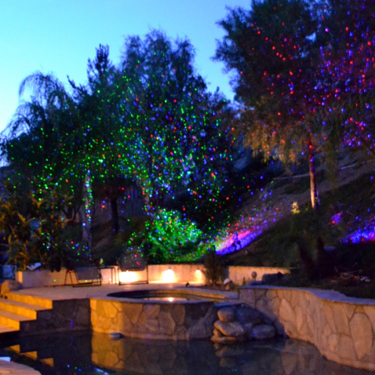 Уличная новогодняя лазерная установка PartyMaker Garden RGB Music