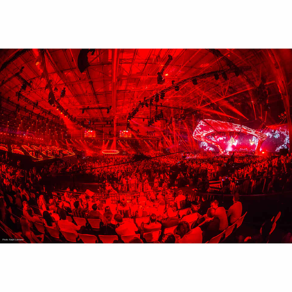 Вращающаяся голова Elation Platinum SEVEN