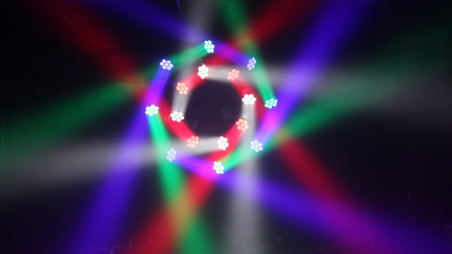 Вращающаяся голова INVOLIGHT PROZOOM715