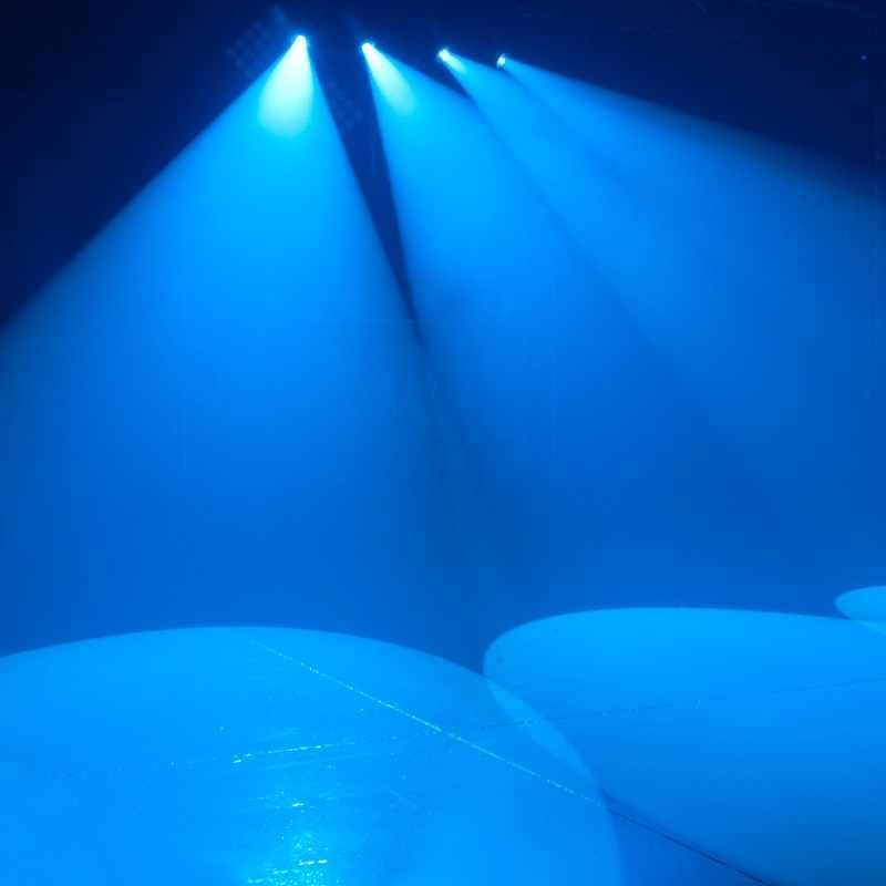 Вращающаяся голова American DJ VIZI BSW300