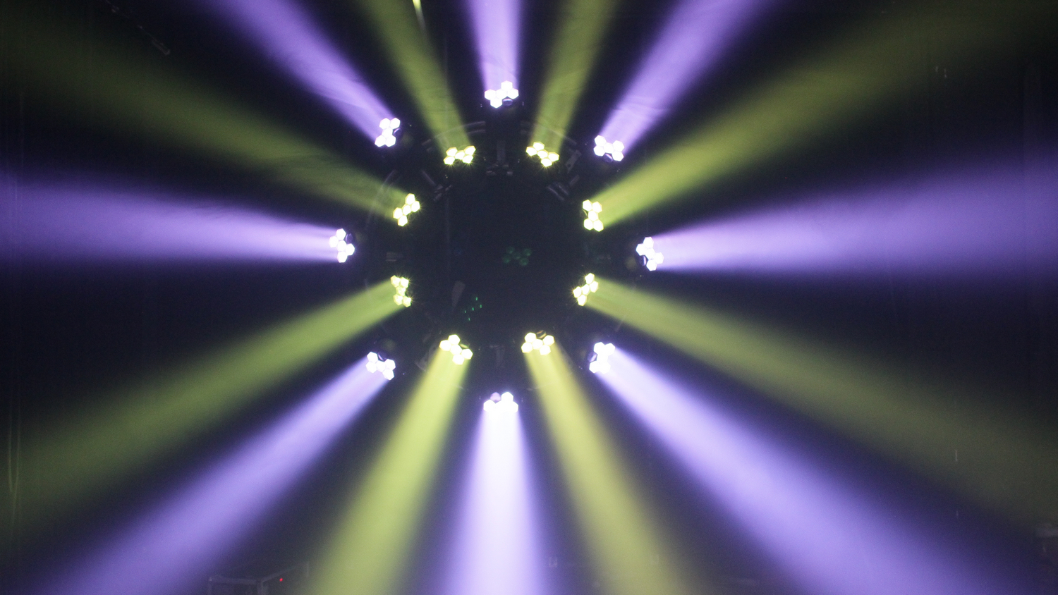 Вращающаяся голова INVOLIGHT PROZOOM715