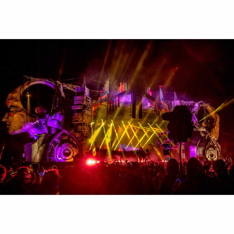 Светодиодная панель Elation Colour Chorus 72