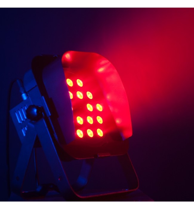 Прожектор ADJ FLAT PAR TRI18XS