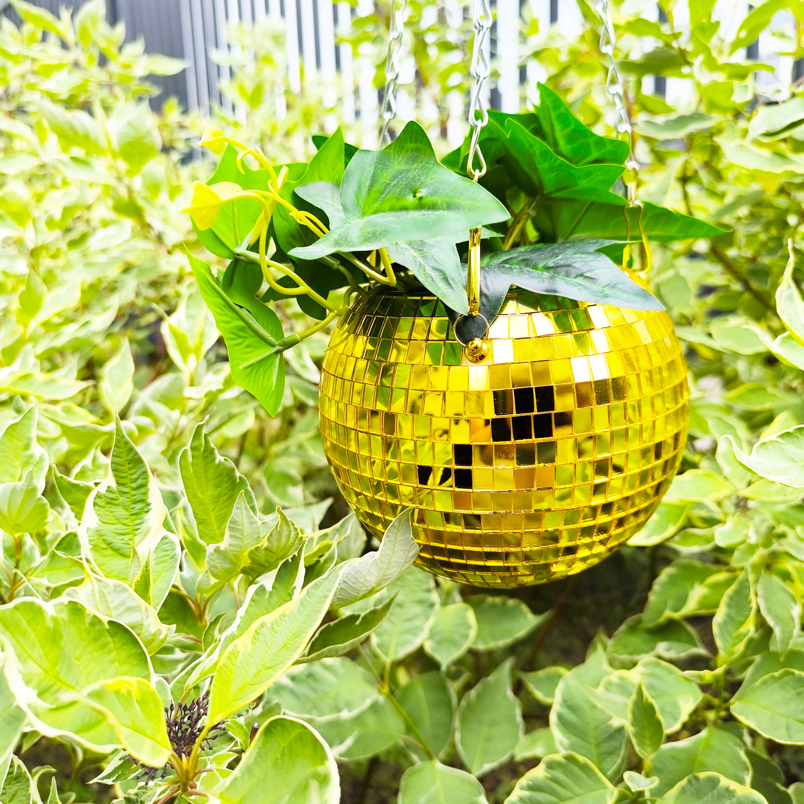 Зеркальное подвесное кашпо в форме диско-шара, 15 см золотое