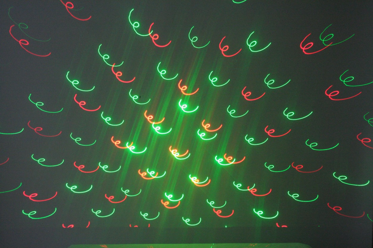 Лучевая лазерная цветомузыка INVOLIGHT FSLL155