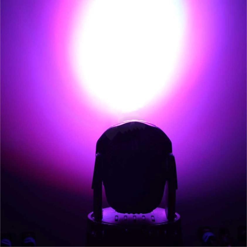 Вращающаяся голова Ross Mobi LED Wash 18X3W