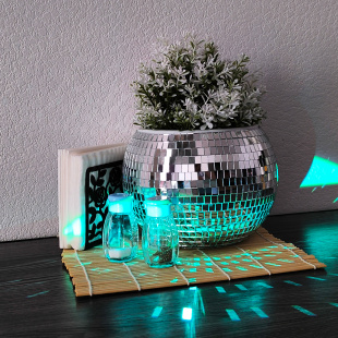 Зеркальное  кашпо настольное в форме диско-шара, 20 см серебряное